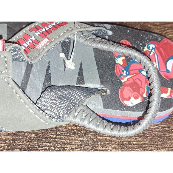 Marvel Boy Sandals Size 5 - Picture 5 of 5
